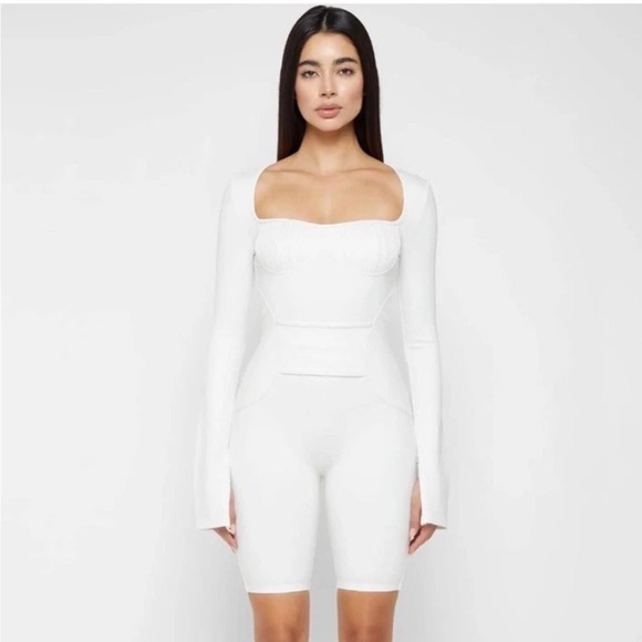 Maniere De Voir sexy knee high jumpsuit very tight and flattering size 12 women - Picture 3 of 3